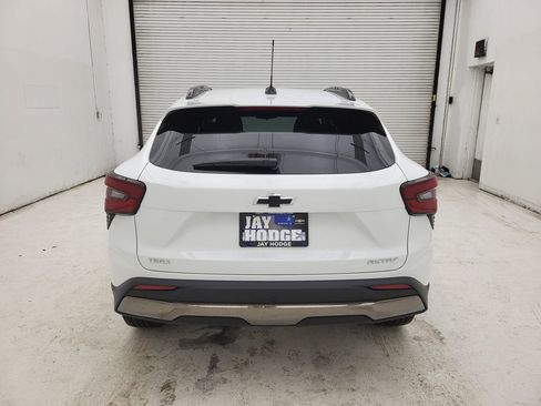 New 2026 Chevrolet Trax ACTIV w/ Sunroof Package image 15