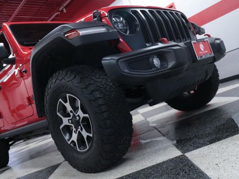 Used 2022 Jeep Wrangler Unlimited Rubicon w/ LED Lighting Group AWD/4WD image 25