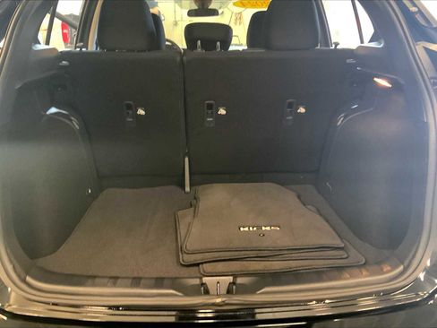 Used 2024 Nissan Kicks S image 33