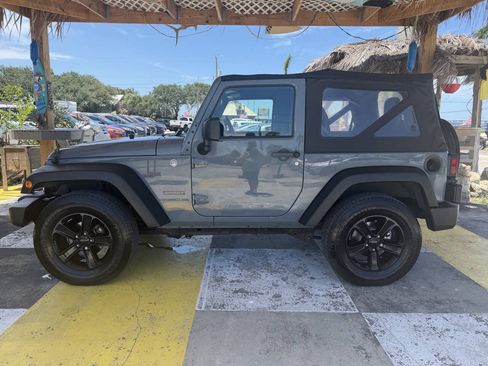 Used 2015 Jeep Wrangler Sport AWD/4WD image 8