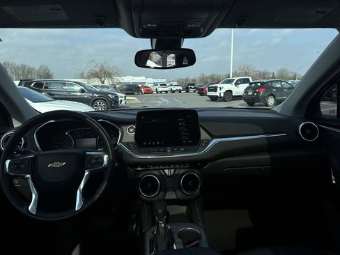 Certified 2023 Chevrolet Blazer LT w/ LPO, Black Grille Bar Package image 21