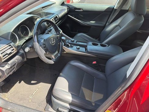 Used 2015 Lexus IS 250 RWD image 4