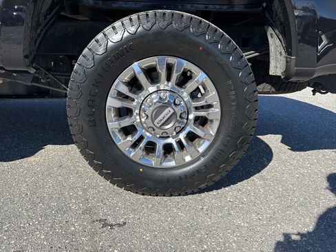 Used 2022 Ford F250 XLT w/ XLT Premium Package image 30