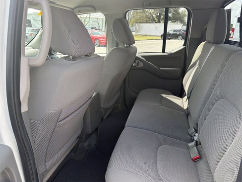 Used 2017 Nissan Frontier SV w/ SV Value Truck Package image 14