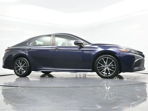Used 2021 Toyota Camry SE FWD image 42