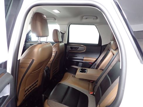Used 2025 Ford Bronco Sport Outer Banks AWD/4WD image 33