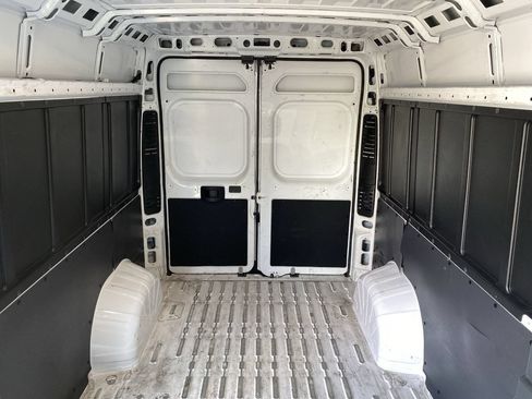 Used 2025 RAM ProMaster 3500 w/ Convenience Group FWD image 15