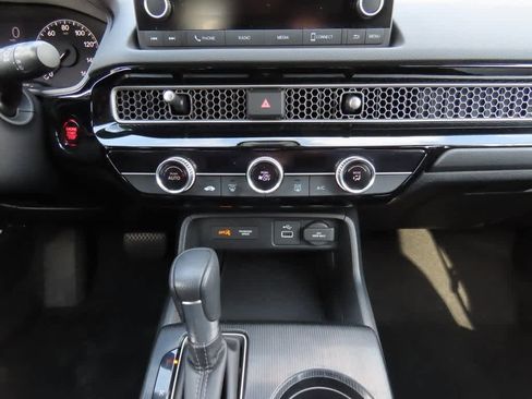 Certified 2024 Honda Civic LX image 19