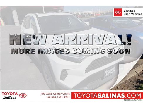 Used 2022 Toyota RAV4 XLE w/ Convenience Package FWD image 1