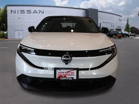 New 2026 Nissan Leaf SV+ w/ Floor Mat Package (SV+) FWD image 6