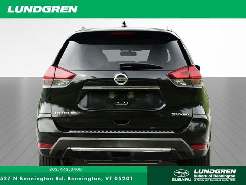 Used 2017 Nissan Rogue SV w/ SV Premium Package AWD/4WD image 25