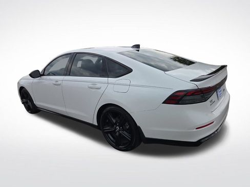 Used 2023 Honda Accord Sport image 6