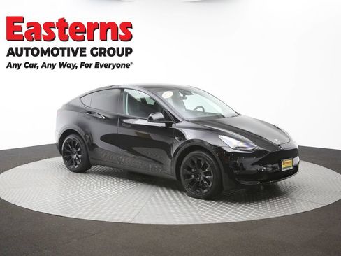 Used 2023 Tesla Model Y Long Range AWD/4WD image 43