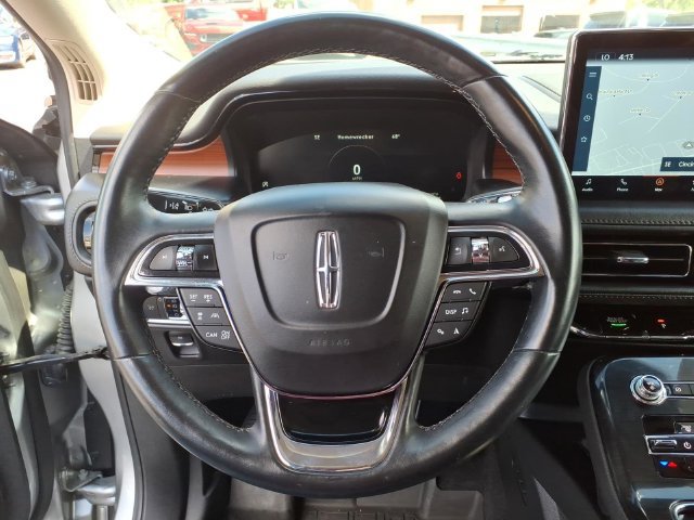 Used 2022 Lincoln Nautilus Reserve AWD/4WD image 17