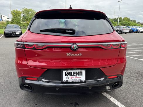Used 2024 Alfa Romeo Tonale Ti w/ Premium Interior Package AWD/4WD image 6