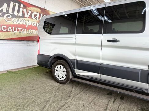 Used 2015 Ford Transit 150 XLT image 6
