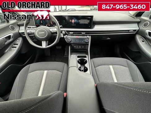 Used 2025 Hyundai Sonata SEL AWD/4WD image 14