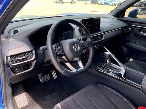 Used 2025 Acura ADX A-Spec image 17