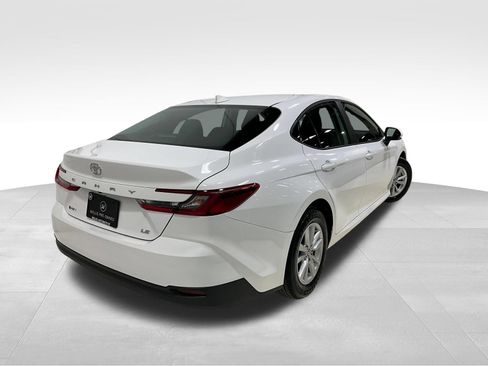 Used 2026 Toyota Camry LE FWD image 13