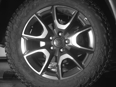 Used 2025 Jeep Compass Trailhawk AWD/4WD image 15