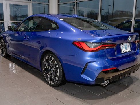 Used 2025 BMW 430i xDrive Coupe w/ M Sport Package AWD/4WD image 4