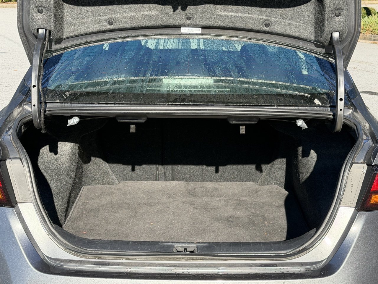 Used 2024 Nissan Altima 2.5 SV FWD image 25