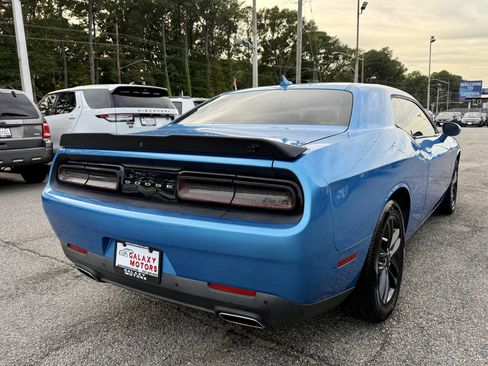 Used 2019 Dodge Challenger GT image 5