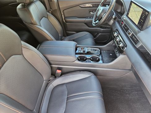 Used 2026 Honda Passport TrailSport Elite image 12