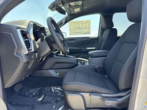 New 2026 GMC Canyon Elevation w/ LPO, Black Badging Package RWD image 19