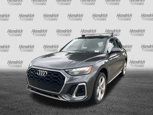 Used 2022 Audi Q5 2.0T Premium Plus w/ Premium Plus Package AWD/4WD image 5