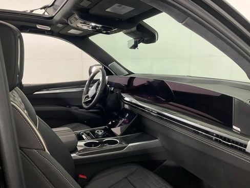 Used 2025 Cadillac Escalade V AWD/4WD image 26