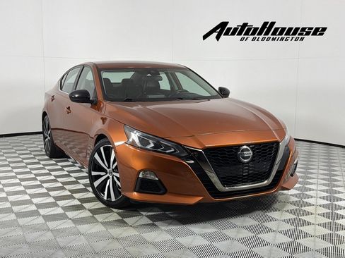 Used 2020 Nissan Altima 2.5 SR FWD image 1