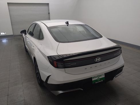 Used 2025 Hyundai Sonata SEL FWD image 6