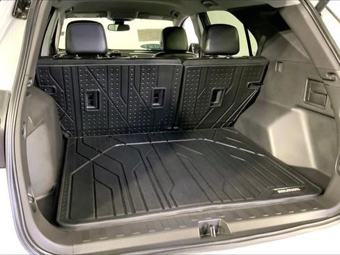 Used 2021 Chevrolet Equinox Premier w/ LPO, Floor Liner Package image 4