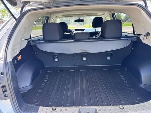 Used 2013 Subaru Crosstrek 2.0i Premium AWD/4WD image 9