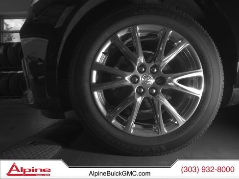 Used 2022 Buick Enclave Premium w/ Experience Buick Package AWD/4WD image 9