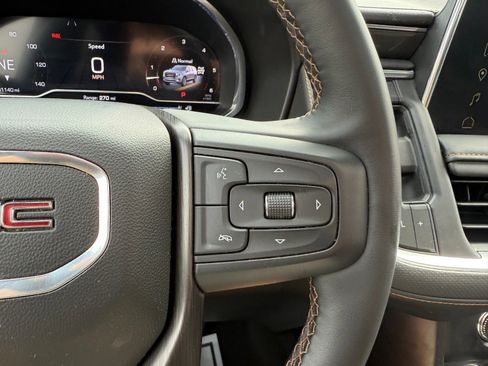 Used 2023 GMC Yukon AT4 image 29