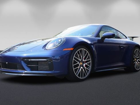 Used 2024 Porsche 911 Carrera S image 7