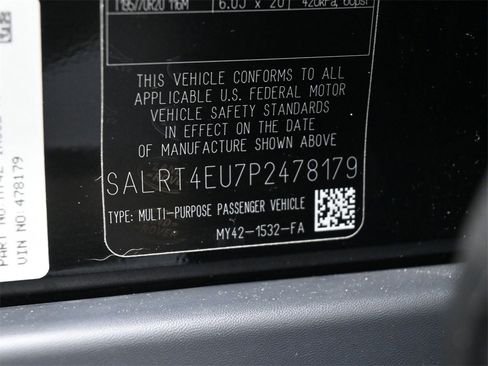 Used 2023 Land Rover Discovery S R-Dynamic image 28