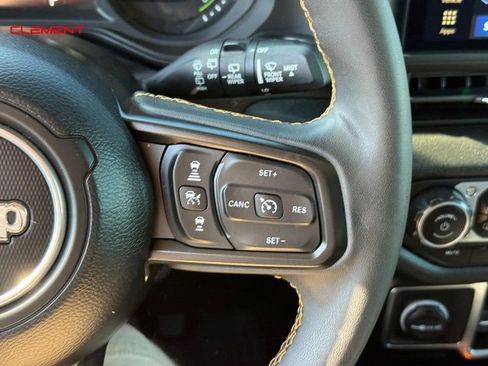 Used 2024 Jeep Wrangler Unlimited w/ Convenience Group AWD/4WD image 23
