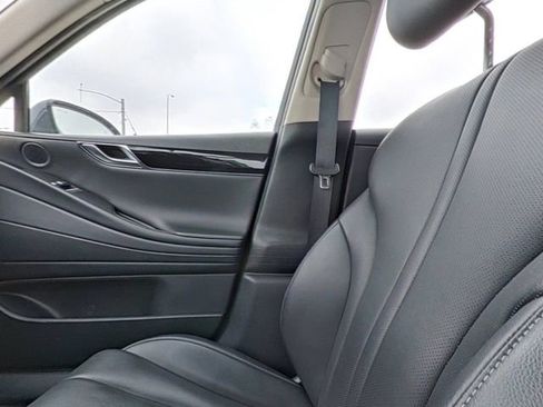 Used 2023 Genesis G80 2.5T image 27