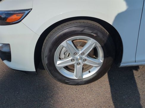 Used 2024 Chevrolet Malibu LT image 32