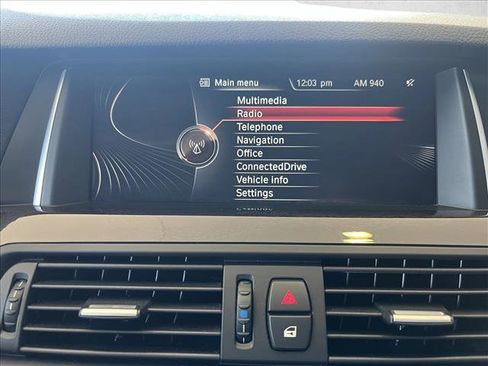 Used 2016 BMW 528i Sedan RWD image 15