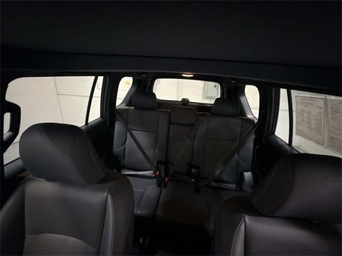 Used 2021 Lexus GX 460 Premium w/ Premium Package image 14