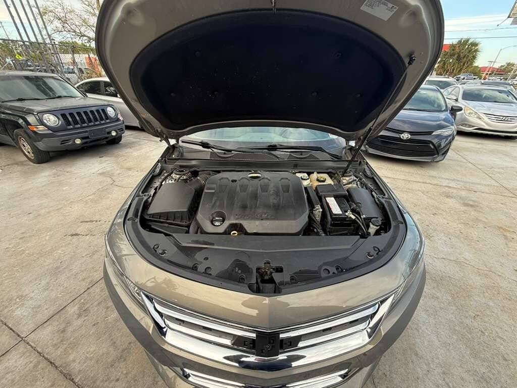Used 2019 Chevrolet Impala LT w/ Sunroof and Spoiler Package FWD image 6