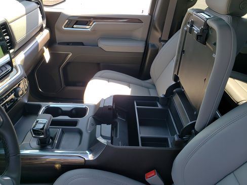 New 2026 Chevrolet Silverado 1500 LT AWD/4WD image 25