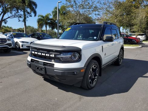 Used 2023 Ford Bronco Sport Outer Banks w/ Tech Package image 2