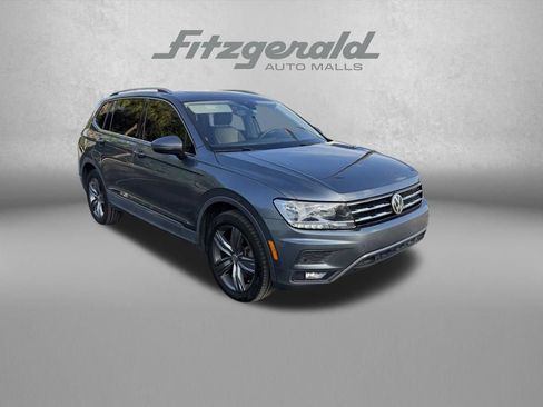 Used 2020 Volkswagen Tiguan SEL w/ 3rd Row Seat Package AWD/4WD image 3