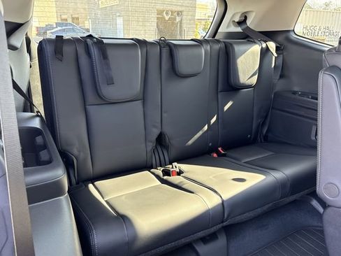 New 2026 Subaru Ascent Limited image 18