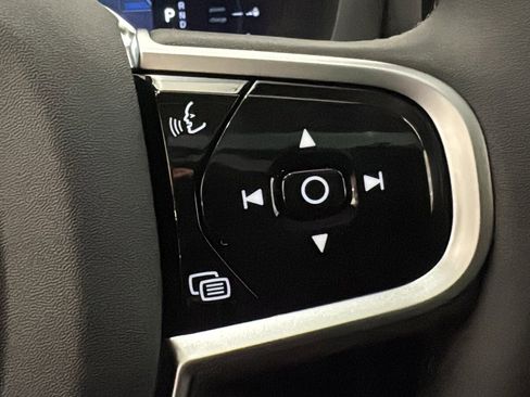 New 2026 Volvo XC60 T8 Plus w/ Protection Package Premier AWD/4WD image 14